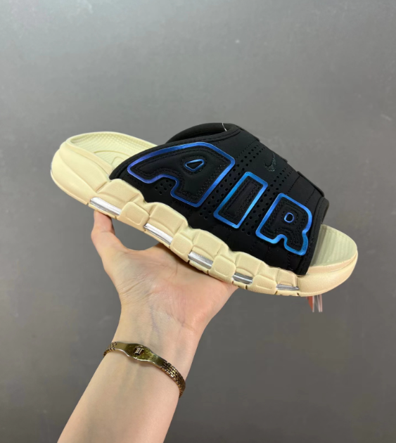 Nike Air More Uptempo Slide“Black Sanddrift Iridescent