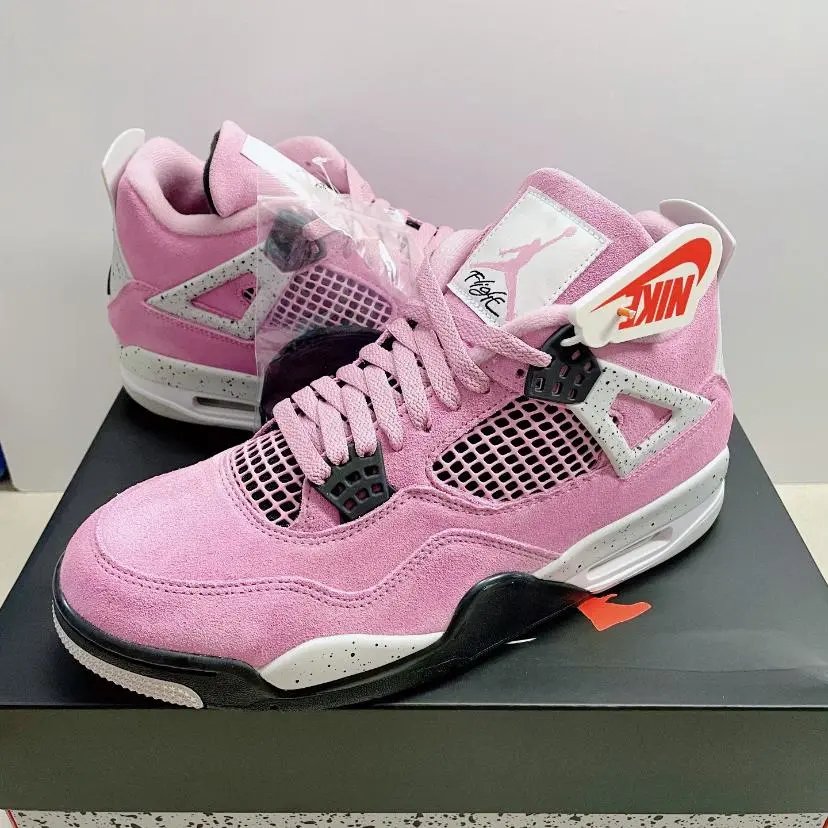 Nike Air Jordan 4 Retro Pink Sneakers